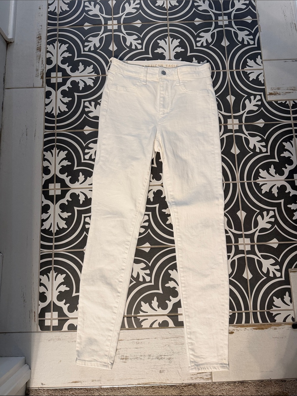 American Eagle Outfitters Super High Rise White Women’s Jegging